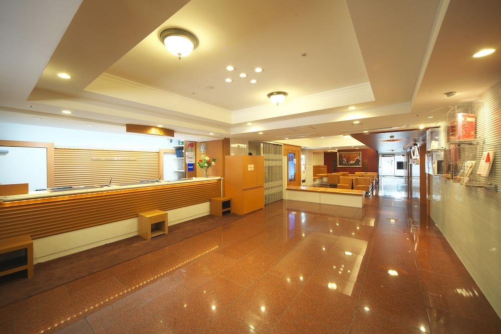 Yokohama Heiwa Plaza Hotel Kanagawa Exterior photo