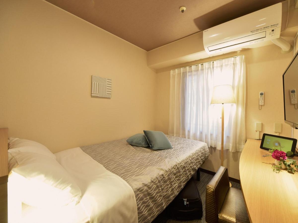 Yokohama Heiwa Plaza Hotel Kanagawa Exterior photo