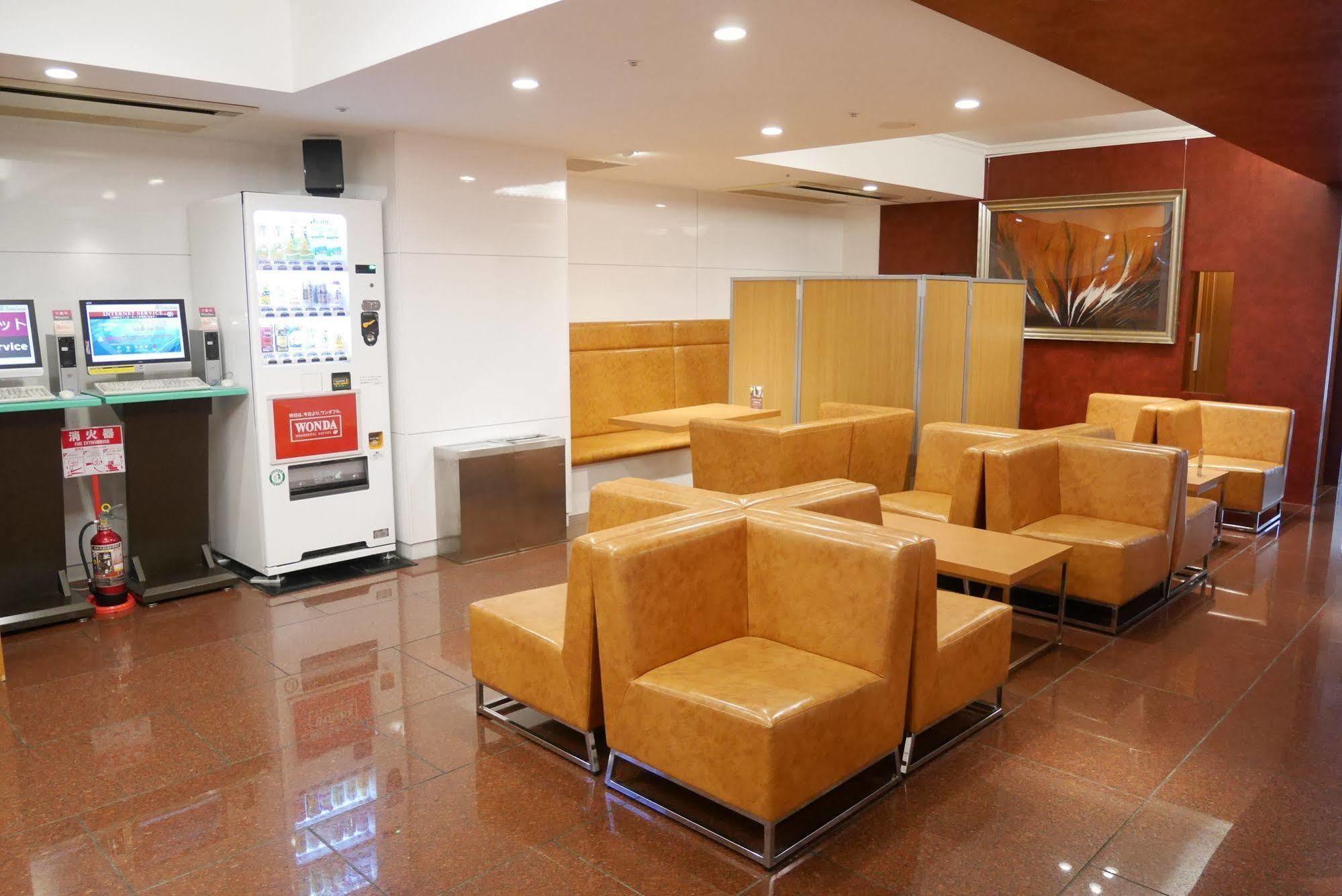 Yokohama Heiwa Plaza Hotel Kanagawa Exterior photo