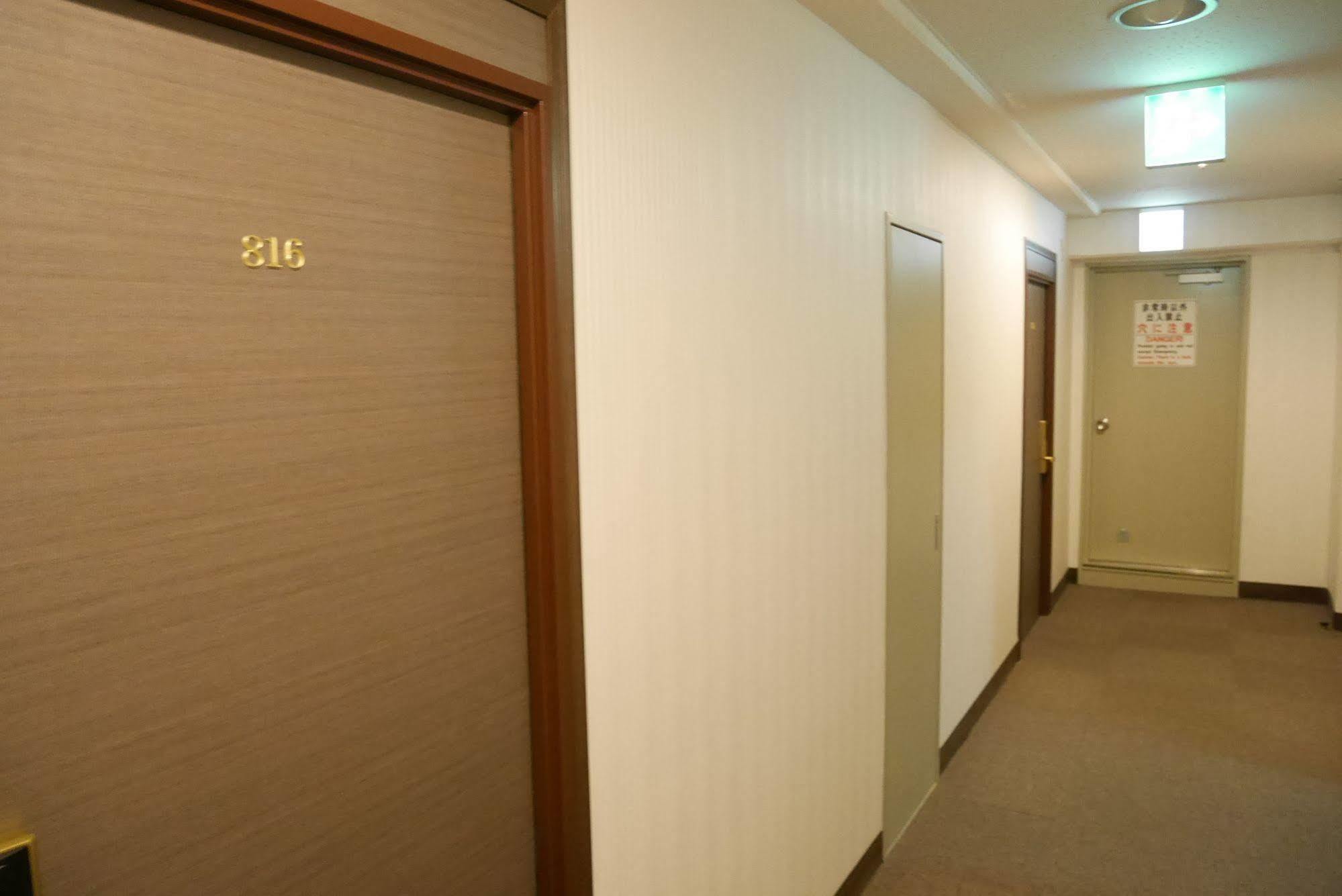 Yokohama Heiwa Plaza Hotel Kanagawa Exterior photo